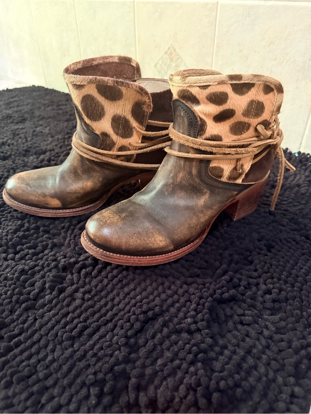 Freebird Casey Booties | Size 9